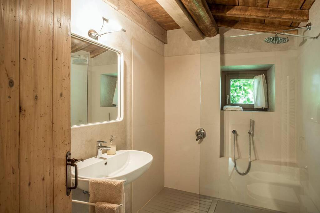 Betta - Newly Renovated Lake-View Terrace Apartment, Peaceful And Silent Surroundings Toscolano Maderno Bagian luar foto